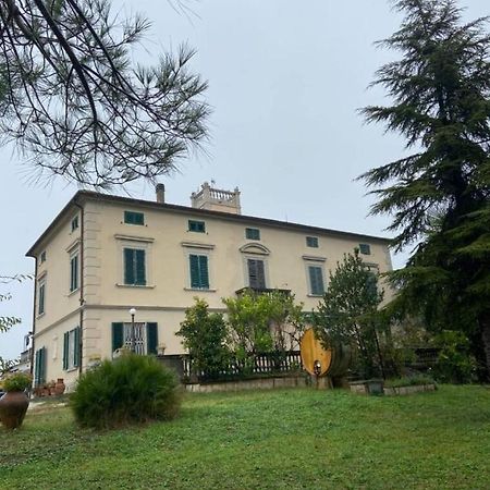 Affittacamere Porquier Crespina Εξωτερικό φωτογραφία